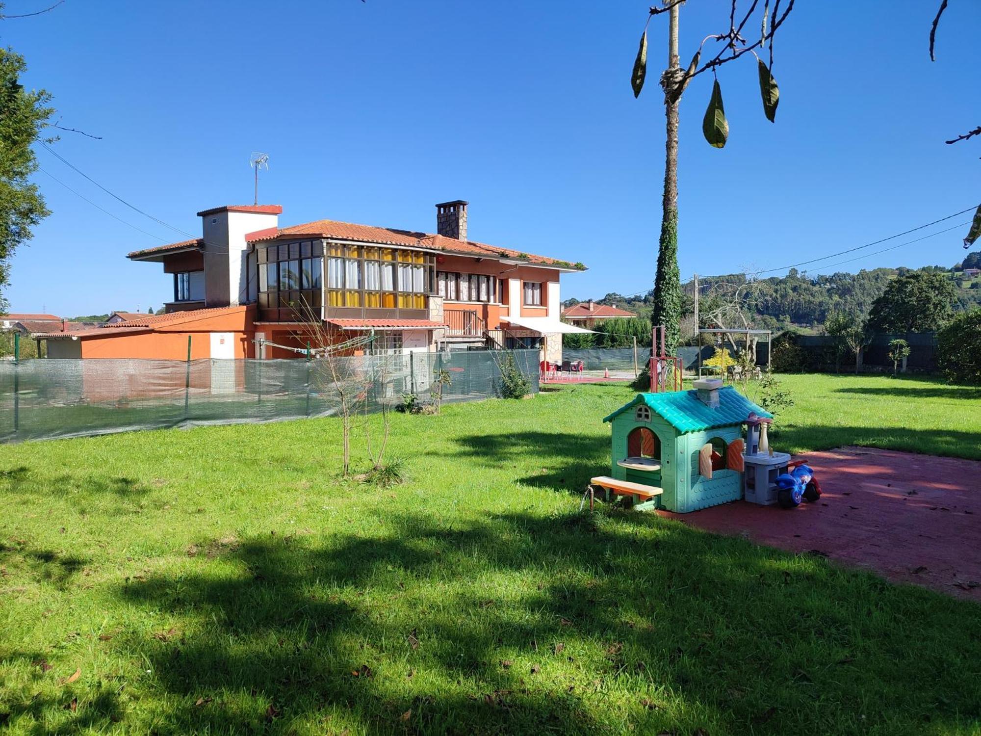 Villa Family House Gijón Exterior foto